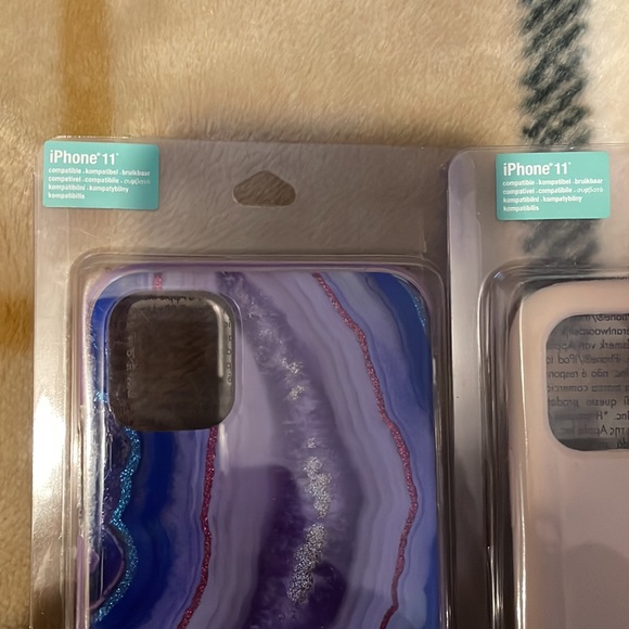 iPhone 11 Bundle NWT - Picture 9 of 13